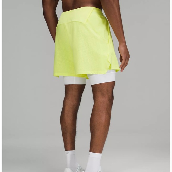 Lululemon vented tennis shorts 6” Men’s - Picture 4 of 12